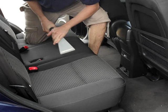 Limpieza de interiores de autos